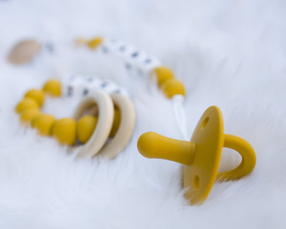 One-piece silicone baby pacifier, view 7